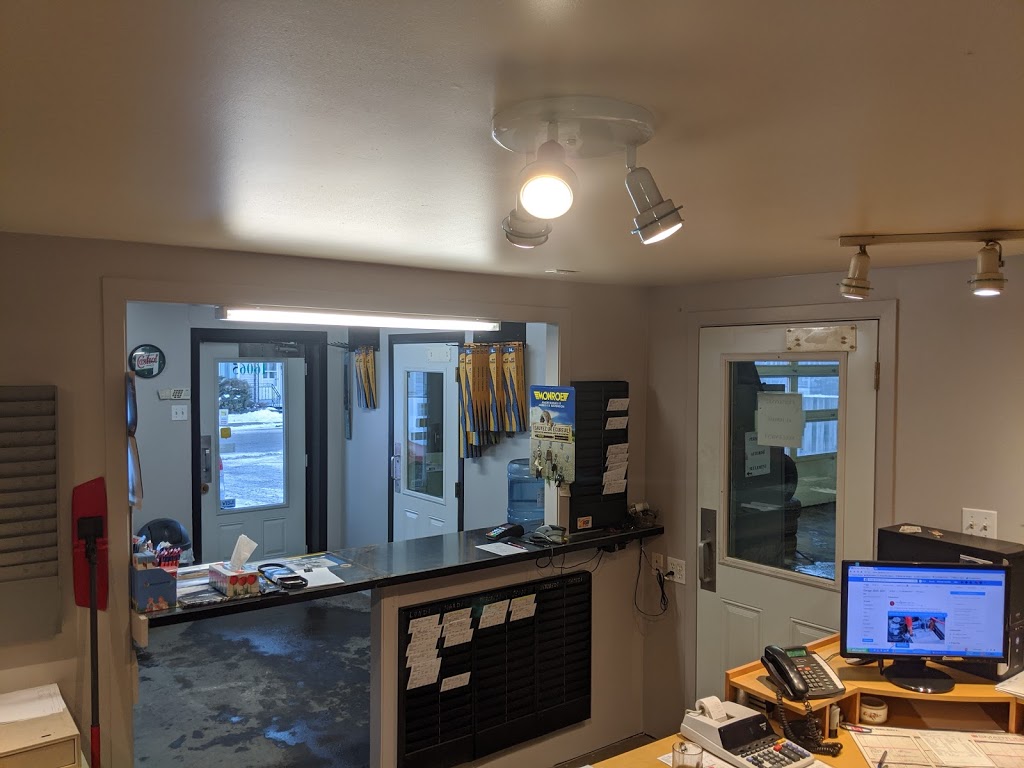 Garage Jean Guy Inc - Uni-Pro - Saint Hyacinthe - Sainte Madeleine - Saint Pie | 16065 Avenue Demers, Saint-Hyacinthe, QC J2T 3V2, Canada | Phone: (450) 778-9444