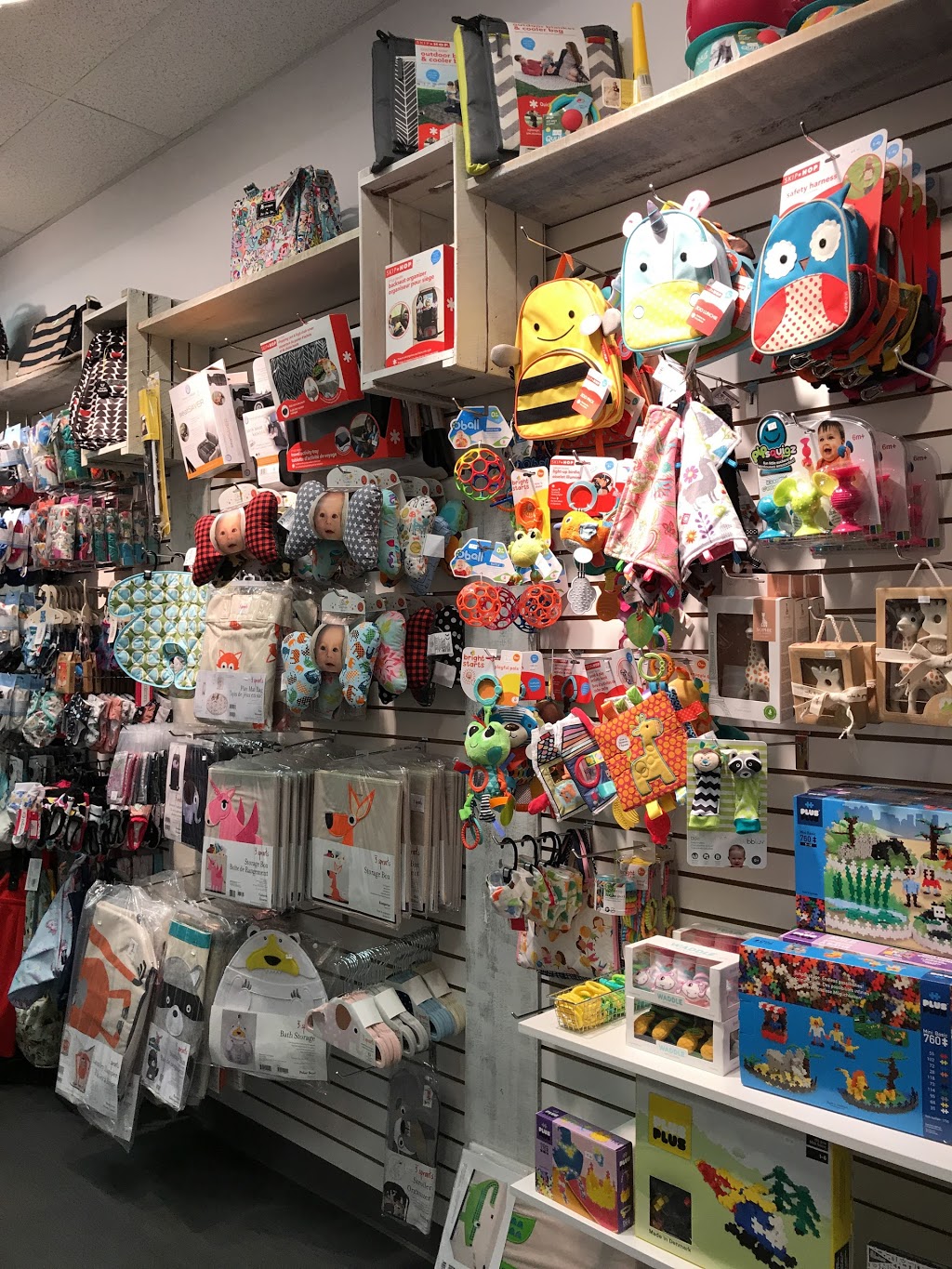 Mère Hélène | 3333 Rue du Carrefour, Québec, QC G1C 5R9, Canada | Phone: (581) 742-7047