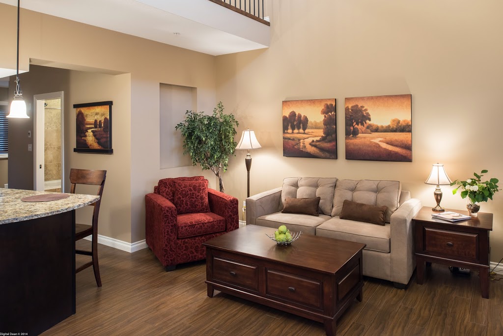 The Castle at Swan Lake Hotel | 7905 Greenhow Rd, Vernon, BC V1B 3S2, Canada | Phone: (778) 475-4232