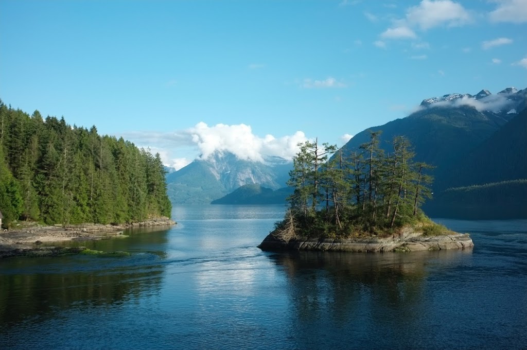 Malibu Club - A Young Life Camp | 6545 Maple Rd, Egmont, BC V0N 1N0, Canada | Phone: (604) 883-2582