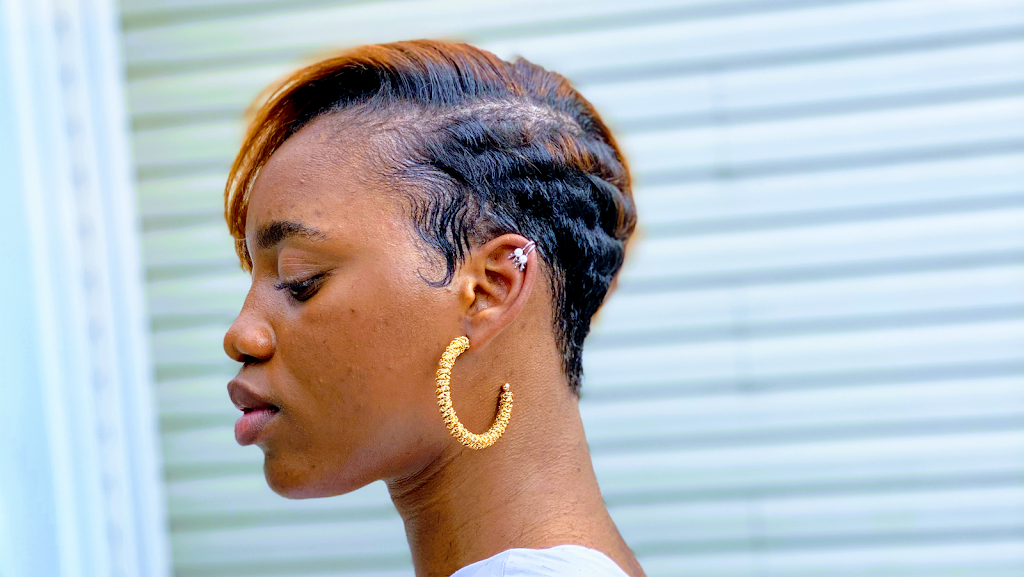 Mapozi hair | 69 Montréal Rd, Ottawa, ON K1L 6E8, Canada | Phone: (613) 746-4004