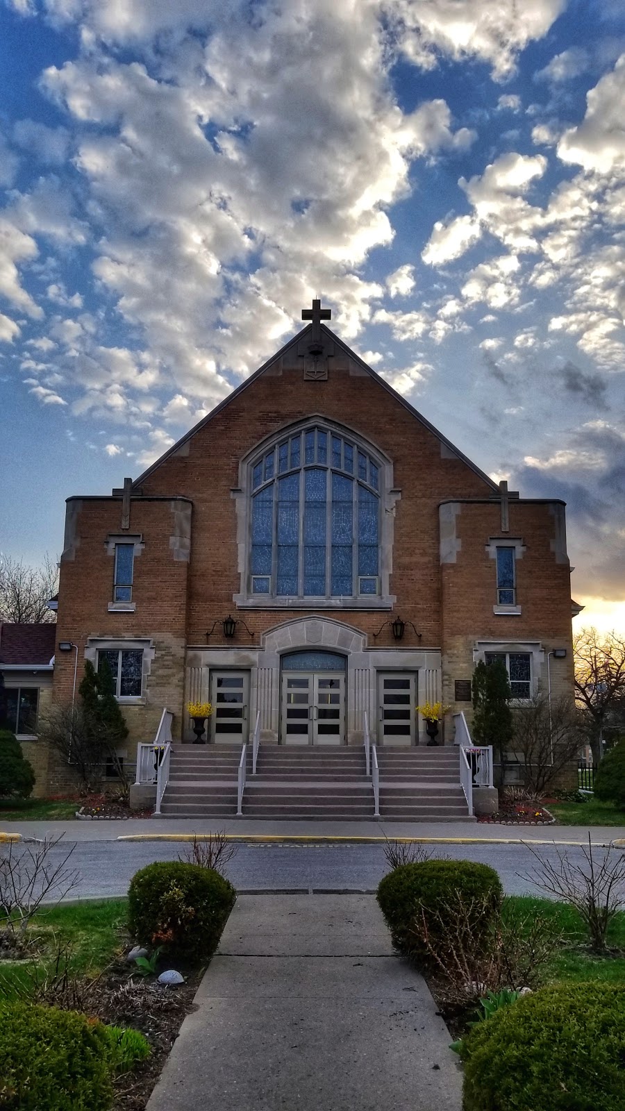 Saint Boniface Catholic Church | 21 Markanna Dr, Scarborough, ON M1M 2H9, Canada | Phone: (416) 261-5983