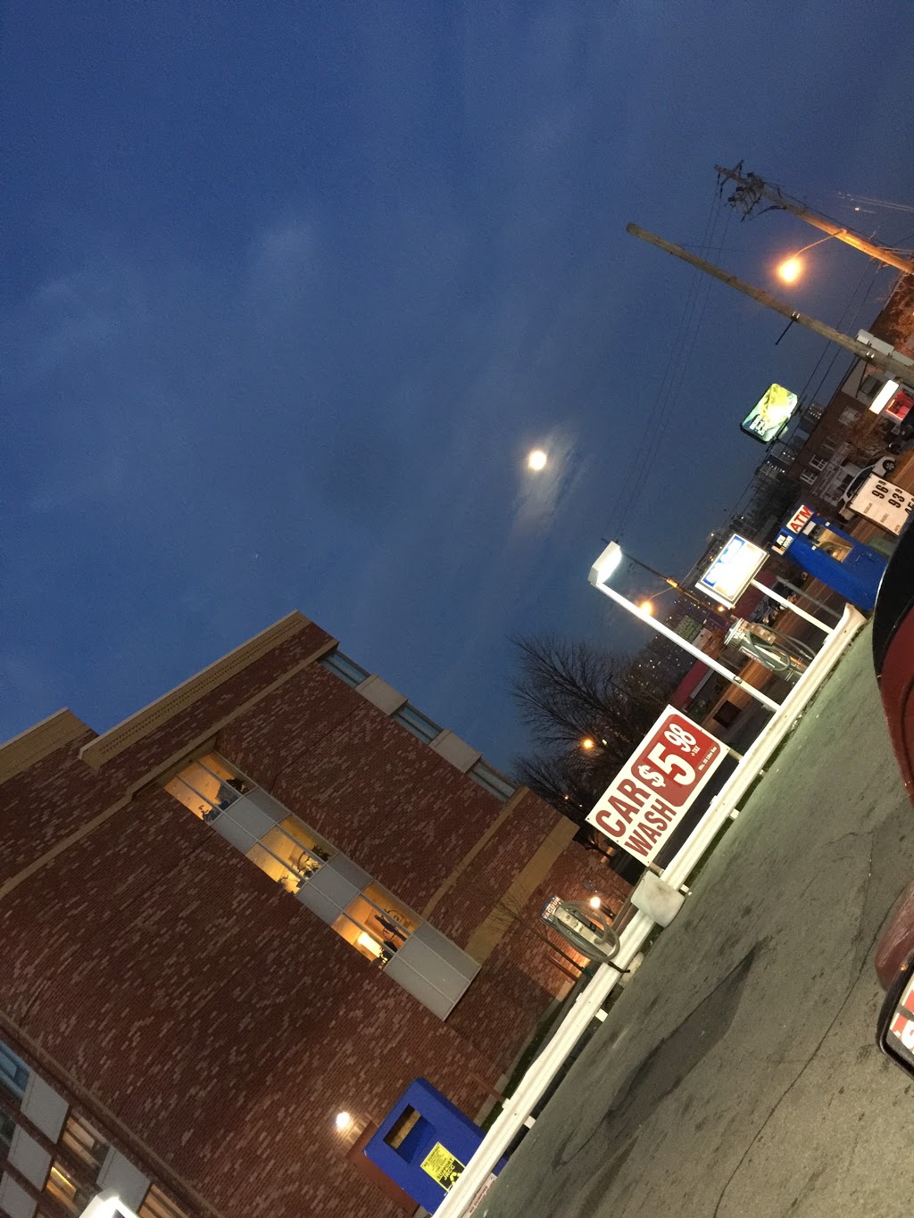 Danforth Gas & Wash | 3561 Danforth Ave, Scarborough, ON M1L 1E3, Canada | Phone: (416) 699-0638