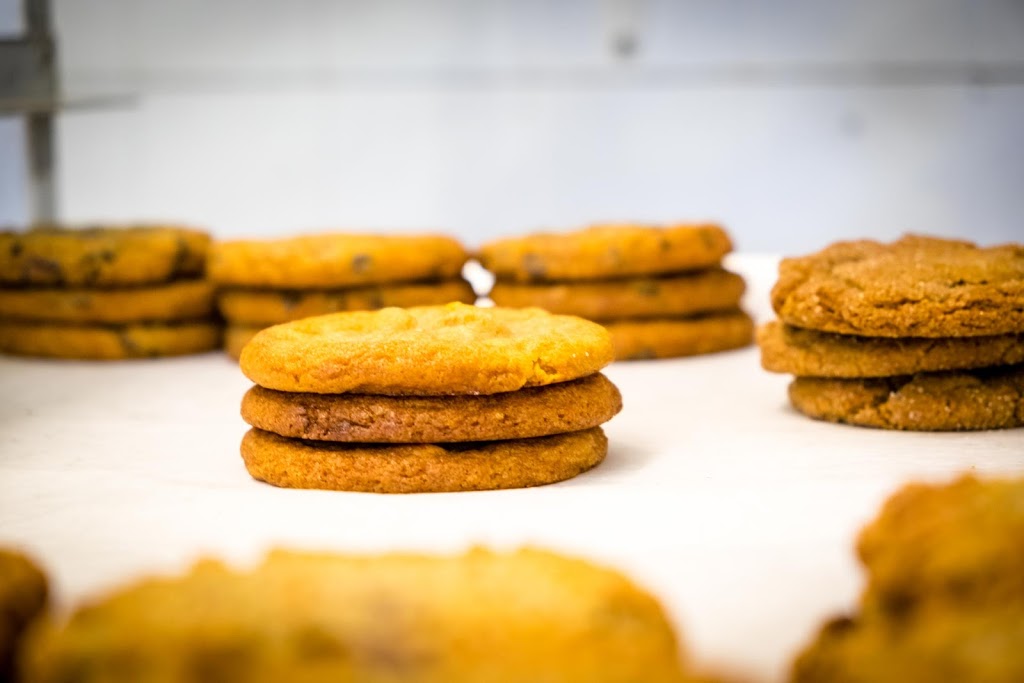 Bobcaygeon Bakery | 9 King St E, Bobcaygeon, ON K0M 1A0, Canada | Phone: (705) 731-0015