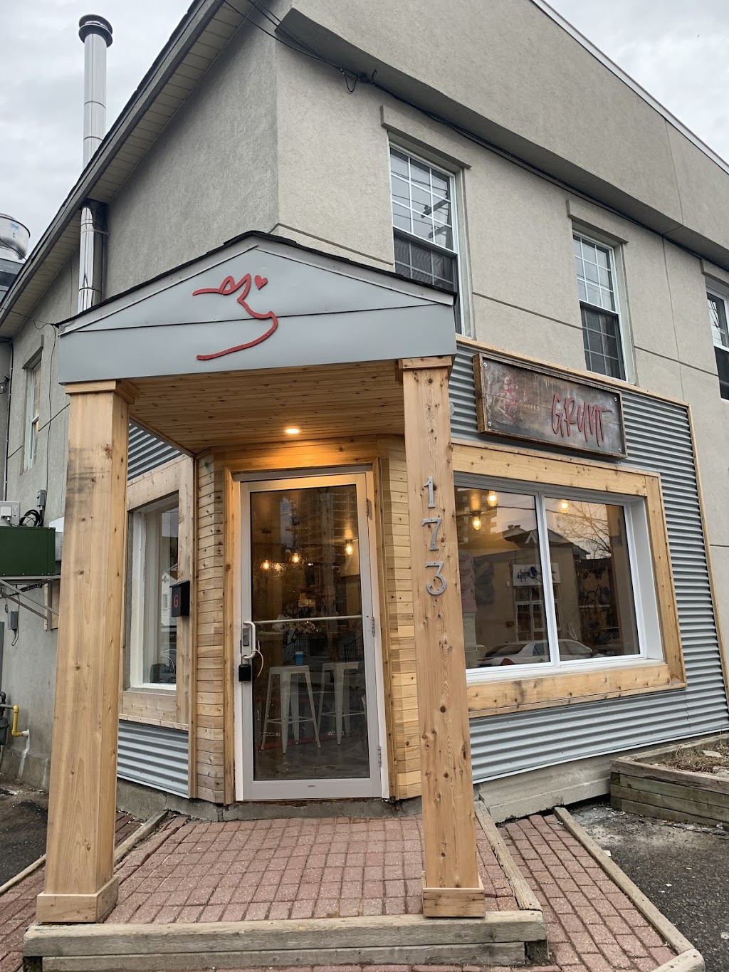 Grunt | 173 Hinchey Ave, Ottawa, ON K1Y 1L7, Canada | Phone: (613) 695-6886