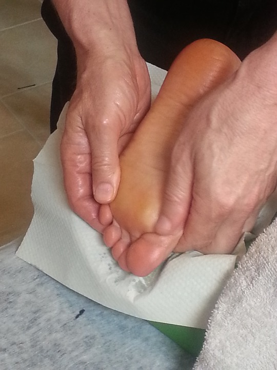 Healing Touch Acupressure and Massage Therapy | 2829 Wehrle Dr #13, Williamsville, NY 14221, USA | Phone: (716) 545-0036