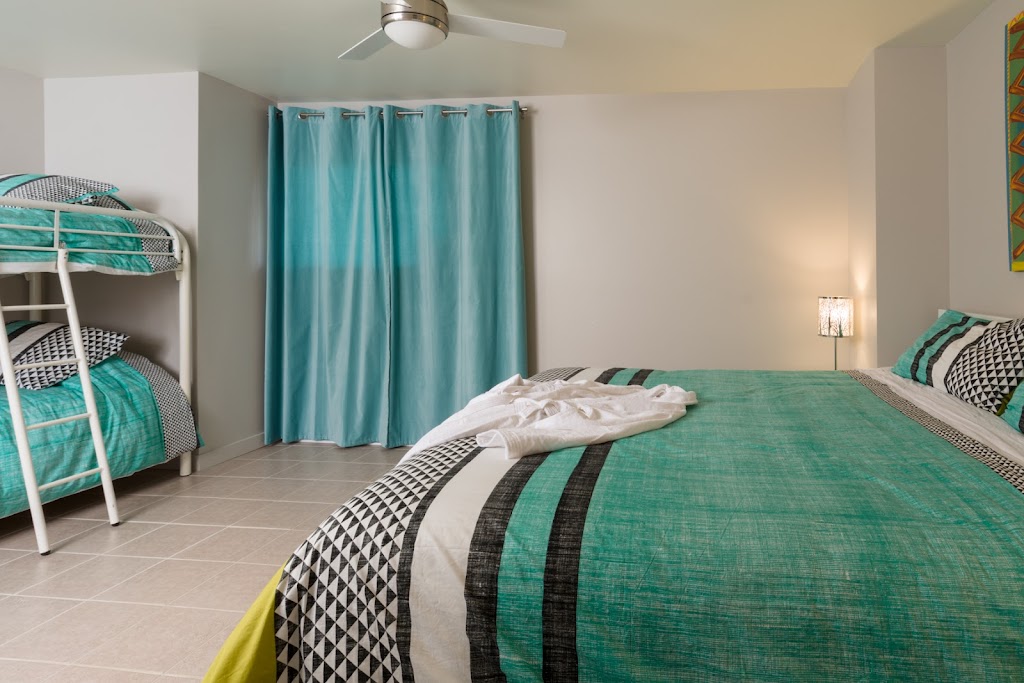 Aux Marées du Mont Ste-Anne | 8990 Bd Sainte-Anne, Château-Richer, QC G0A 1N0, Canada | Phone: (418) 648-9490