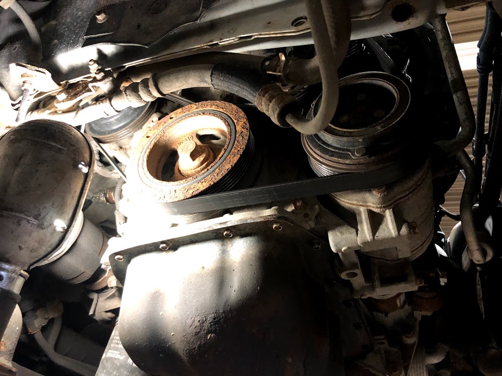 Kerrs Auto Body & Repair | 3364 Mavis Rd #5, Mississauga, ON L5C 1T8, Canada | Phone: (905) 272-8844