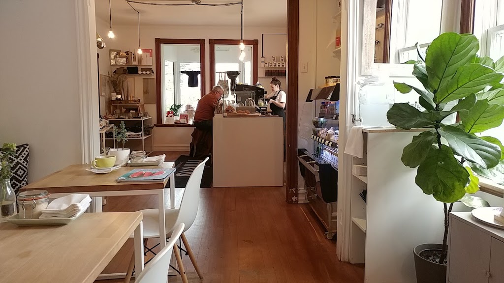 Mikko espresso & boutique - Hudson | 403 Rue Main, Hudson, QC J0P 1H0, Canada | Phone: (450) 202-0708