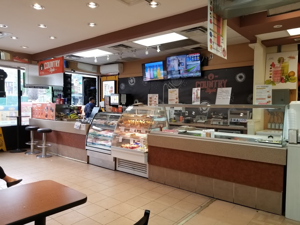 D&D Express Mart | 272 Dupont St, Toronto, ON M5R 1V7, Canada | Phone: (416) 923-3939