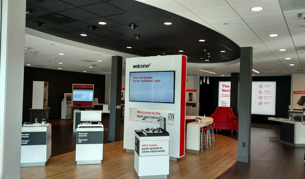 Verizon | 3500 Amelia Dr, Orchard Park, NY 14127, USA | Phone: (716) 249-3241