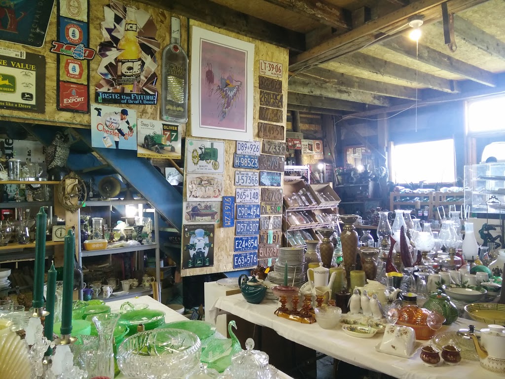 Porkys Place | Prince Edward, ON K0K 1G0, Canada | Phone: (613) 393-5027