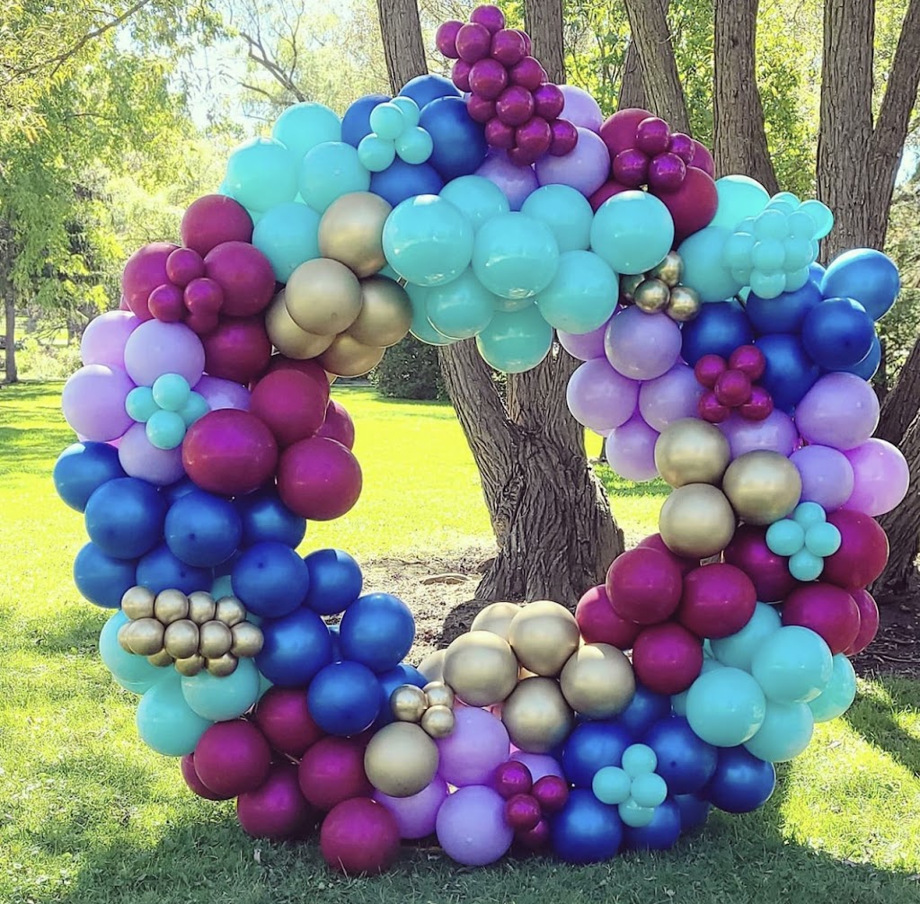 Balloons by Marisol | 263 Bradshaw Dr, Stratford, ON N5A 0G5, Canada | Phone: (519) 722-1238