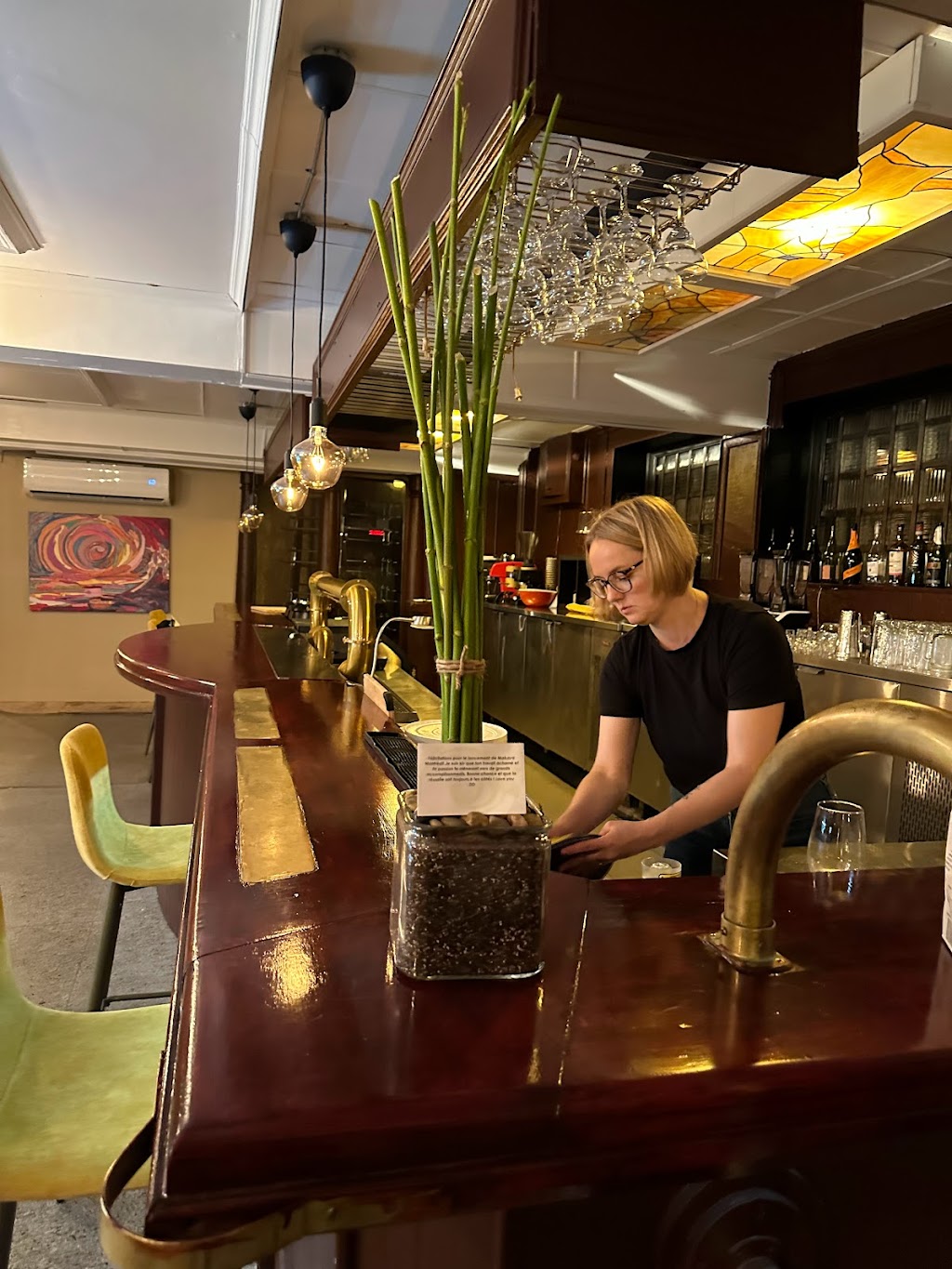 Makaya Chocolat & Bistro | 2492 Bd Saint-Joseph, Lachine, QC H8S 2N8, Canada | Phone: (514) 800-3105