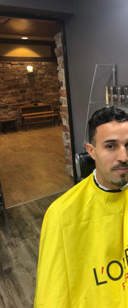 Mahdi le barbier | 795 Boulevard du Lac, Québec, QC G2M 0E3, Canada | Phone: (418) 456-4543
