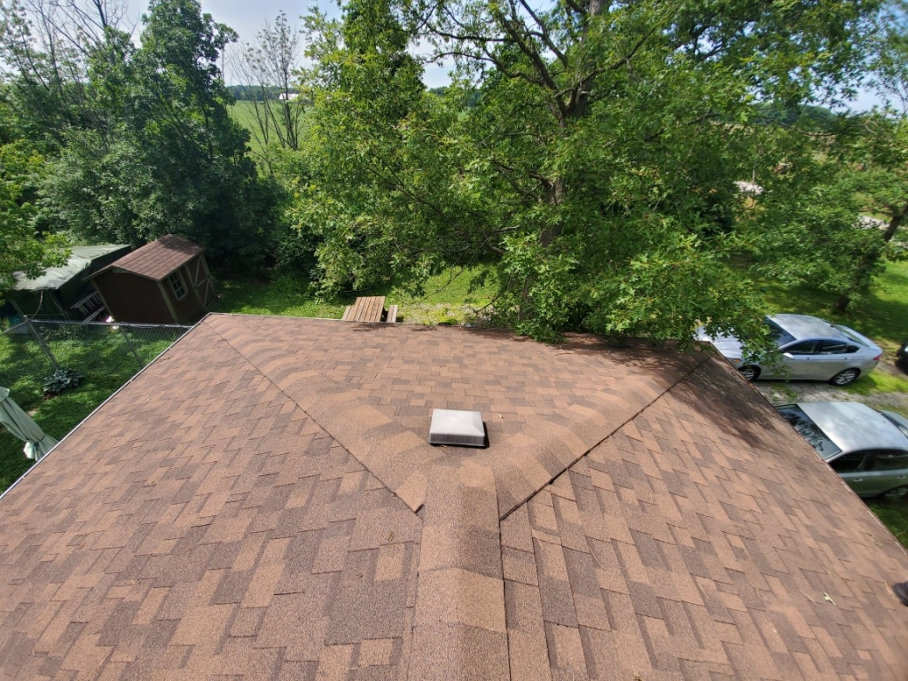 Custom Contracting Roofing Kitchener | 151 Ontario St N, Kitchener, ON N2H 4Y5, Canada | Phone: (519) 900-3235
