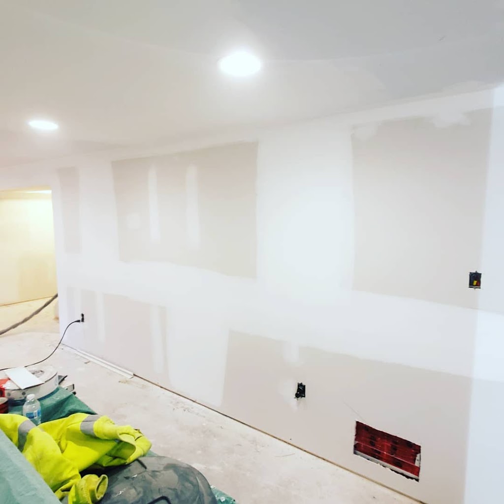 Chippers Taping & Construction | 264 Park Row S, Hamilton, ON L8K 2K5, Canada | Phone: (905) 978-2041