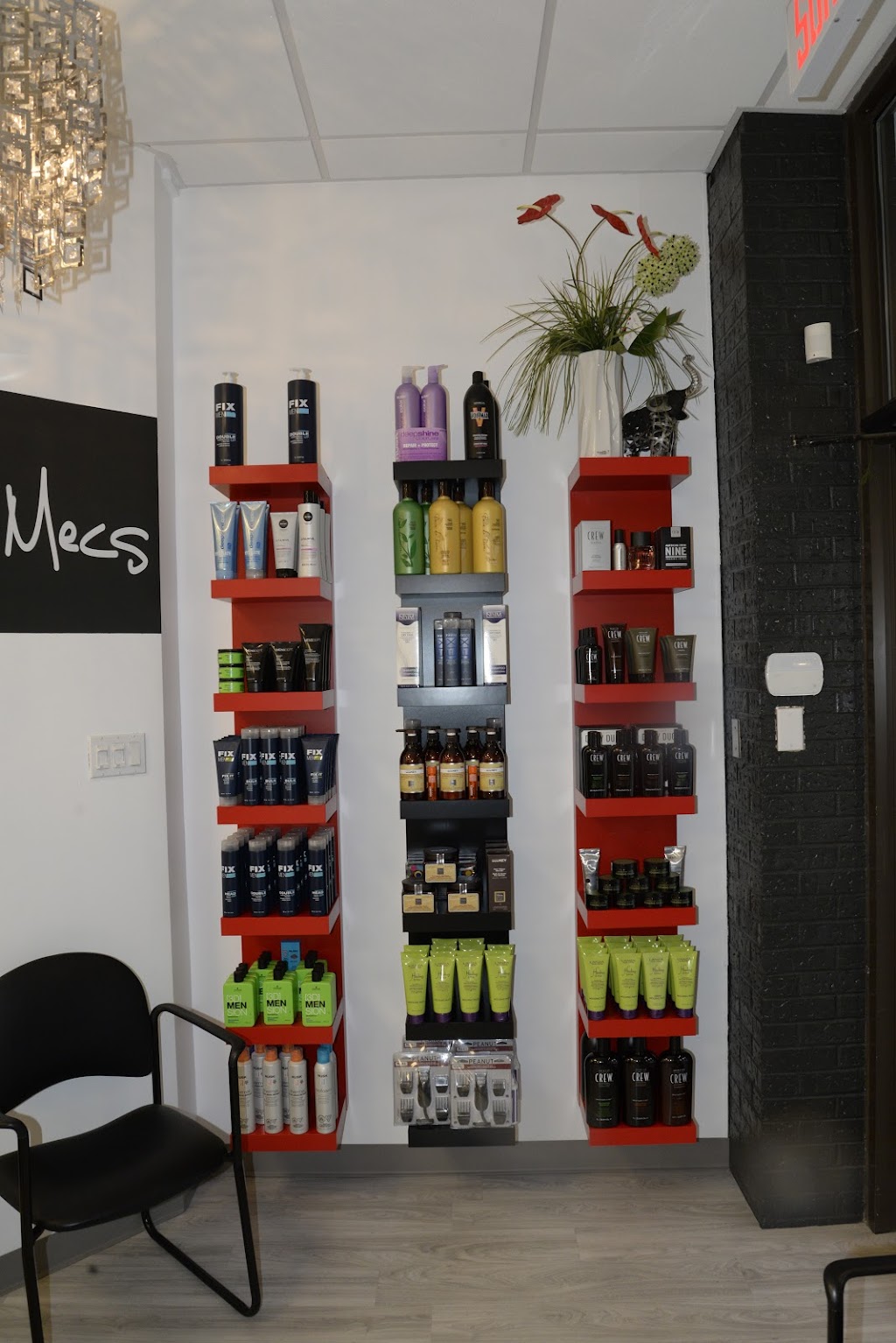 Exclusivement Mecs | 461 Bd Saint-Joseph, Sainte-Julie, QC J3E 0A8, Canada | Phone: (450) 922-9994