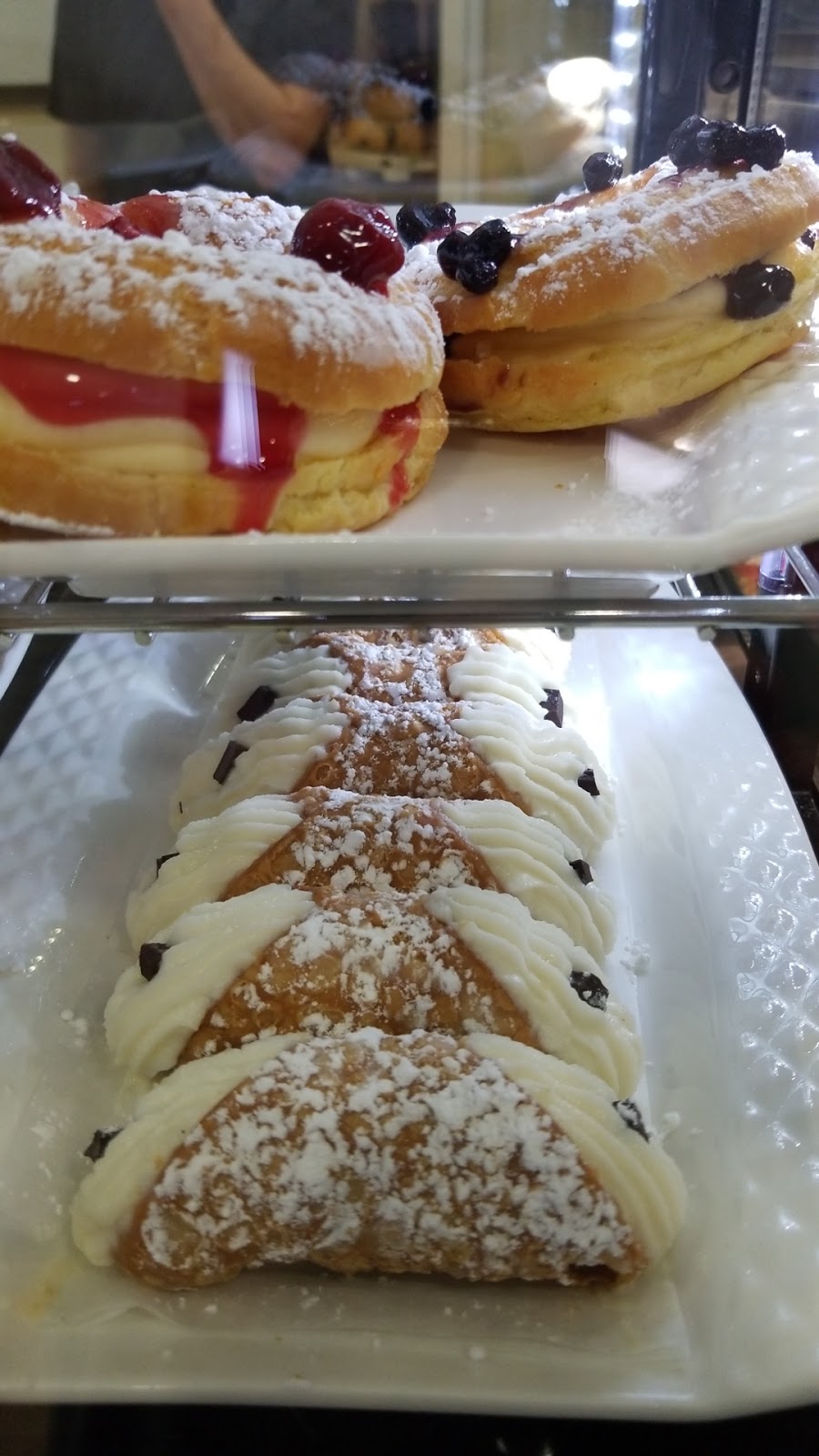 Casa Mia | 1985 Queen St E, Toronto, ON M4L 1J1, Canada | Phone: (647) 349-1340