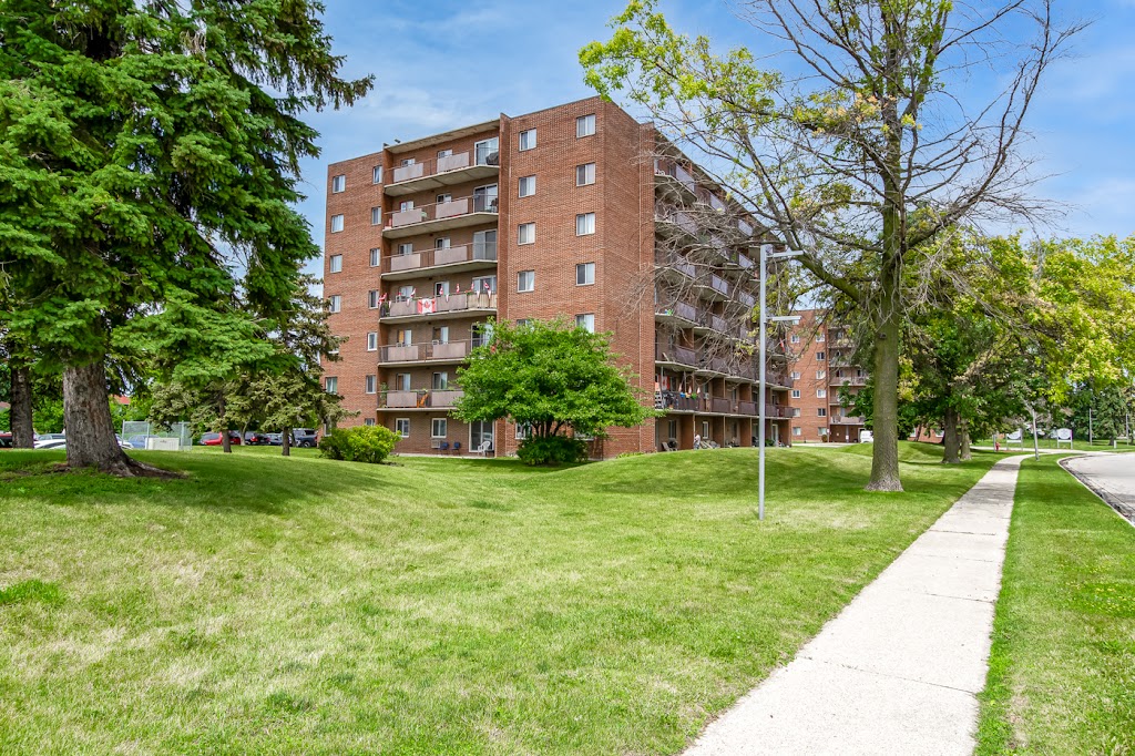 Finchgate Apartments - Skyline Living | 269 &, 275 Finch Dr, Sarnia, ON N7S 5A2, Canada | Phone: (226) 784-5958