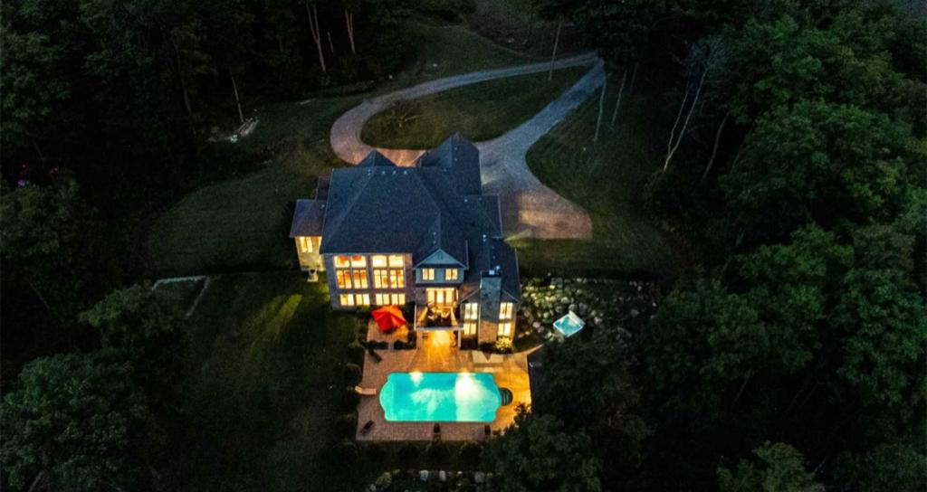 High Hill fields | 5471 Trafalgar Rd, Erin, ON N0B 1Z0, Canada | Phone: (431) 999-0621