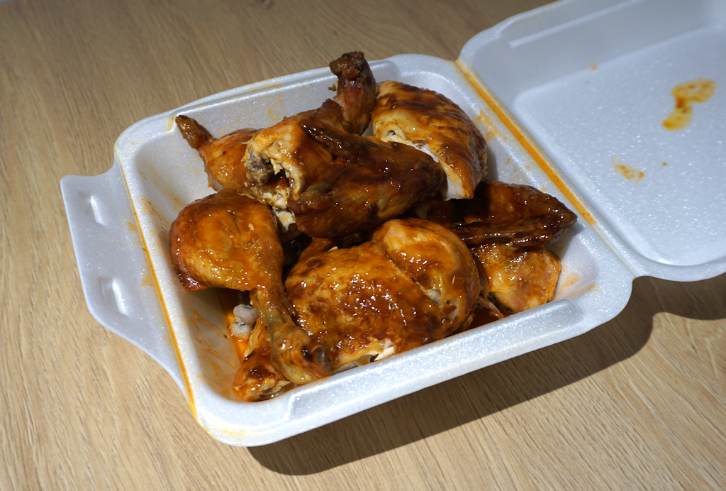 Marias Grill Chicken House | 2828 Kingsway Dr unit 8, Oakville, ON L6J 6X7, Canada | Phone: (905) 829-8395