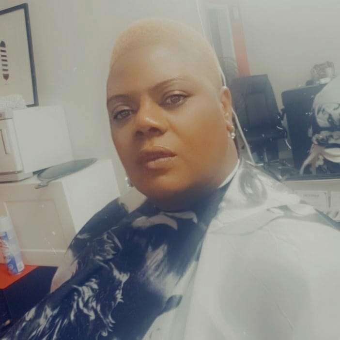 4Ls CUTZ | 2860 Keele St, North York, ON M3M 2G8, Canada | Phone: (416) 633-9656