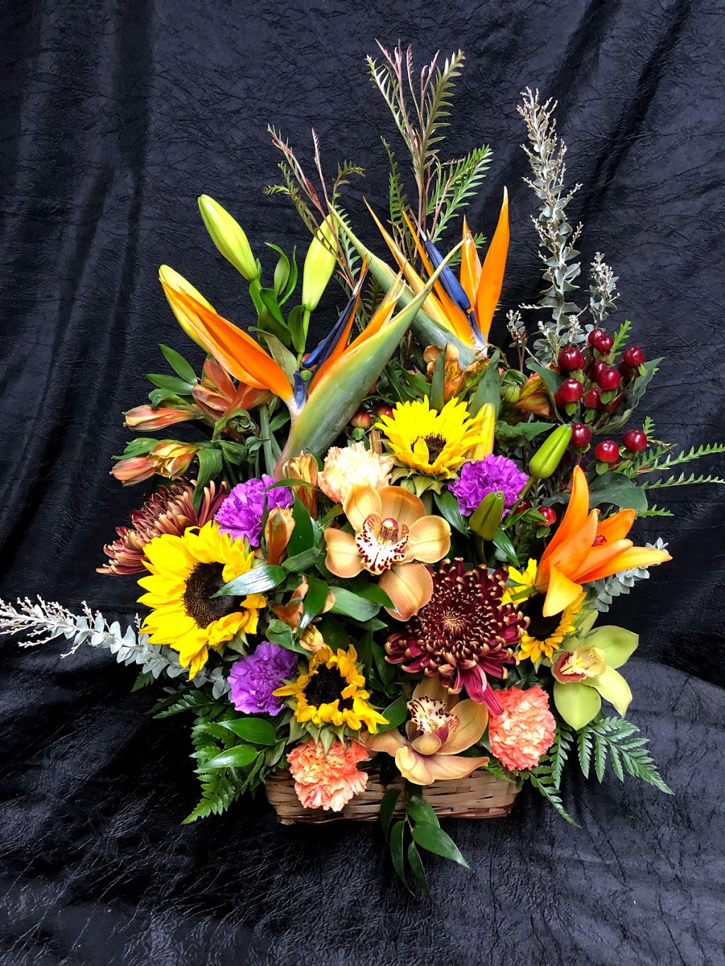 Spruce Grove Flowers and Gifts | 323 First Ave, Spruce Grove, AB T7X 3X2, Canada | Phone: (780) 962-3975