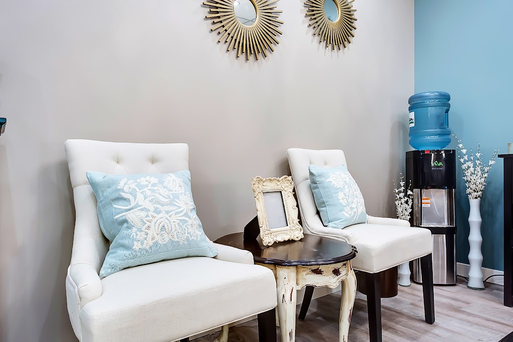 Essence Wellness Clinic - Marda Loop | 3425 22 St SW #305, Calgary, AB T2T 6S8, Canada | Phone: (403) 383-3228