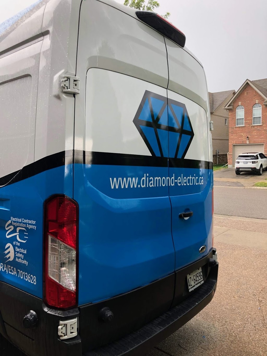 Diamond Electric | electrician | 165 Imperial Rd N, Guelph, ON N1H 3B8, Canada | 5197807120 OR +1 519-780-7120