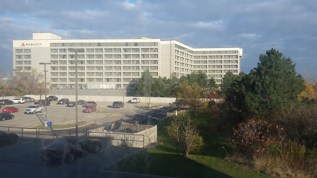 Hotel Carlingview Toronto Airport | 221 Carlingview Dr, Etobicoke, ON M9W 5E8, Canada | Phone: (416) 675-3303