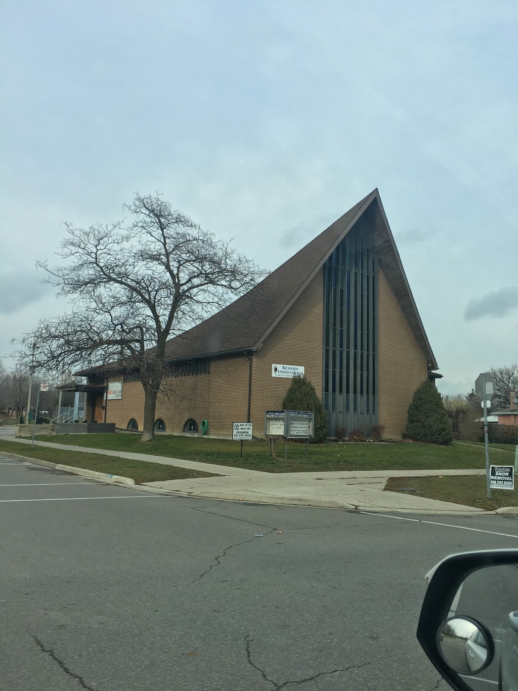 Richview United Church | 149 Wellesworth Dr, Etobicoke, ON M9C 4R8, Canada | Phone: (416) 621-5030