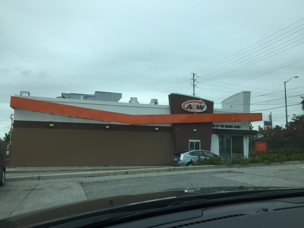 A&W Canada | 1111 Elgin St W, Cobourg, ON K9A 5H7, Canada | Phone: (905) 377-1010