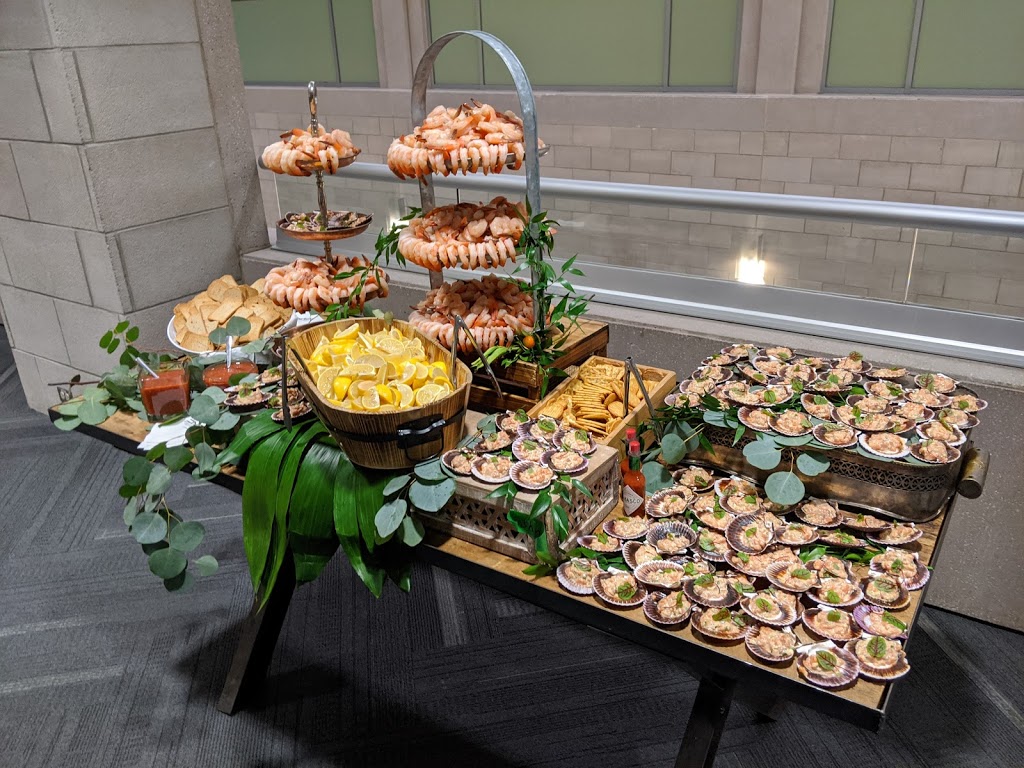 Hotel EVO | 777 Boulevard Robert-Bourassa, Montréal, QC H3C 3Z7, Canada | Phone: (514) 395-8558