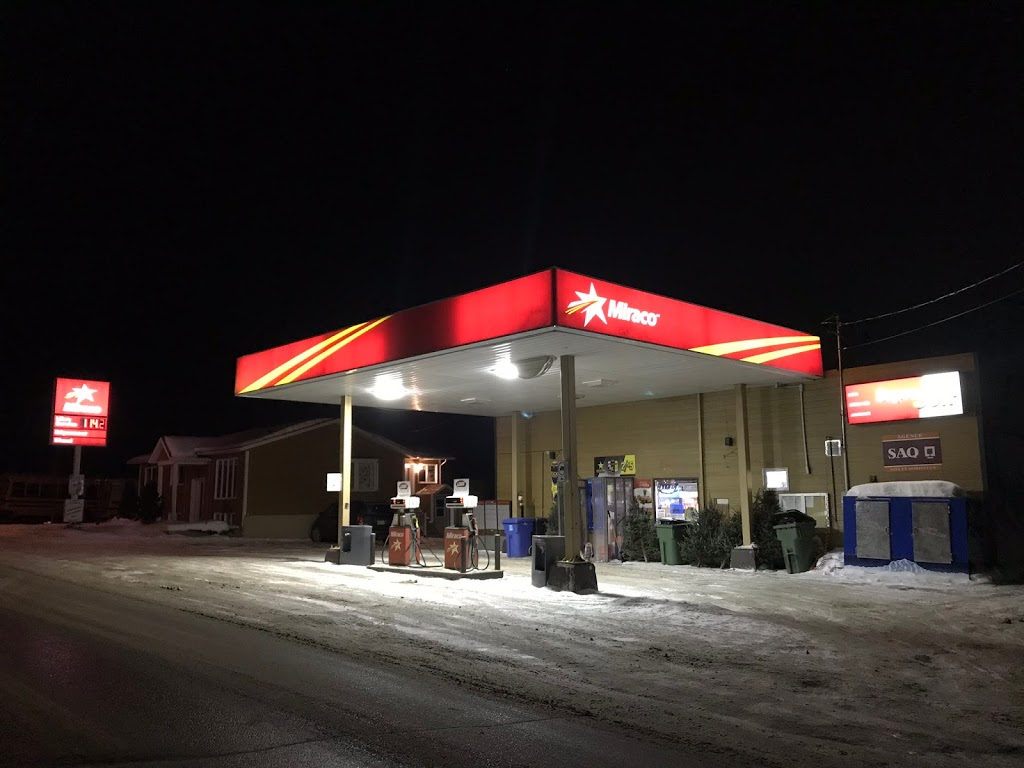 Dépanneur Chouinard Denis | Rue Chouinard, Adstock, QC G0N 1S0, Canada | Phone: (418) 422-5558