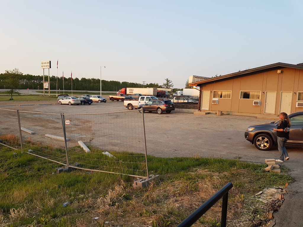 Richer Inn Motor Hotel | Ste. Anne, MB R0E 1S0, Canada | Phone: (204) 422-5482