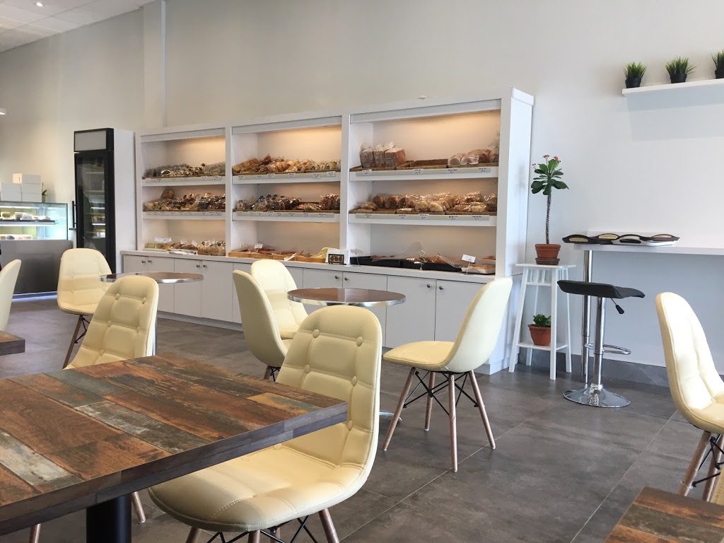 Tokyo Cheesecake Cafe by BnC | 257 Dundas St E unit 12, Mississauga, ON L5A 1W8, Canada | Phone: (905) 896-7888
