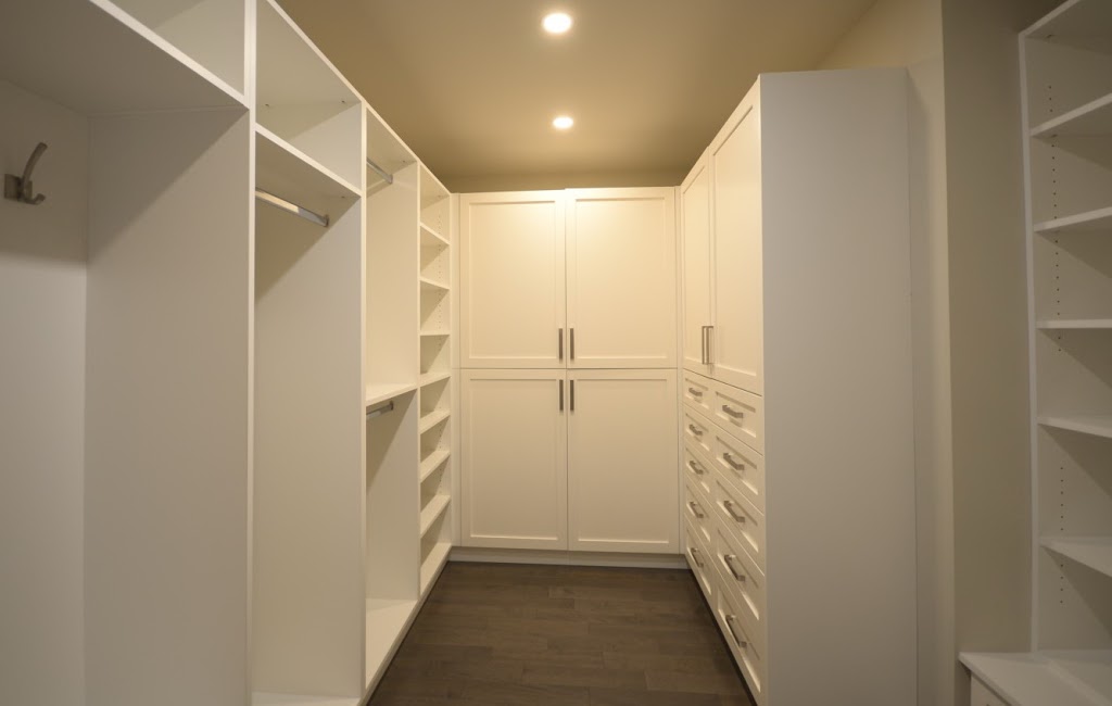 New Century Cabinets | 12800 Bathgate Way Unit 1, Richmond, BC V6V 2Z4, Canada | Phone: (604) 278-8595