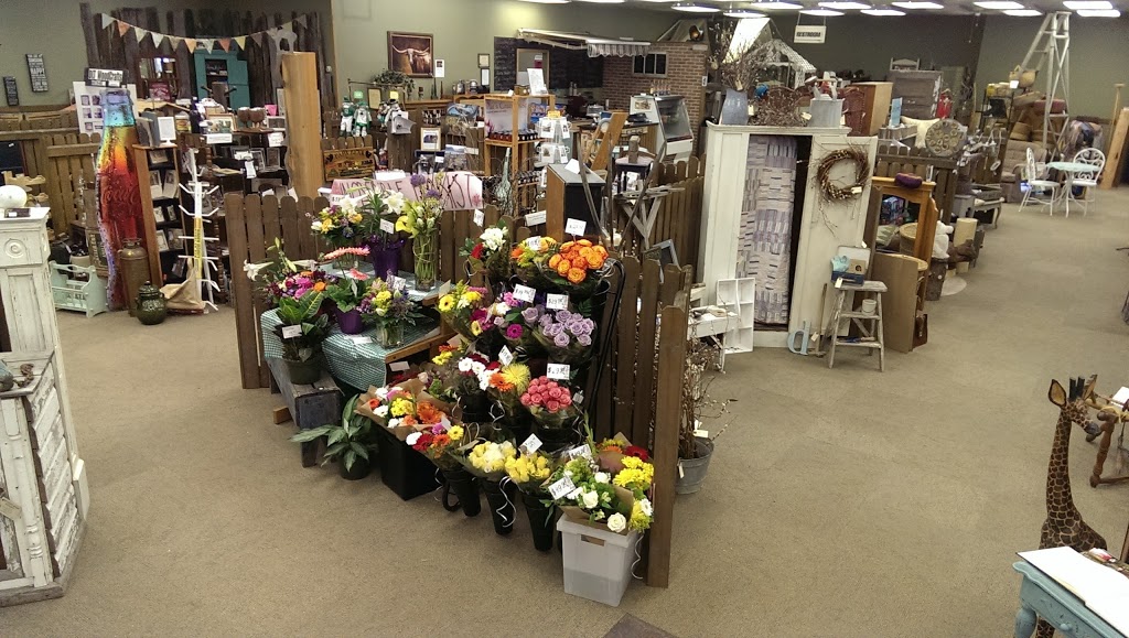 Market Junction & the Railway Cafe | 213 Railway Ave E, Cremona, AB T0M 0R0, Canada | Phone: (403) 604-7031