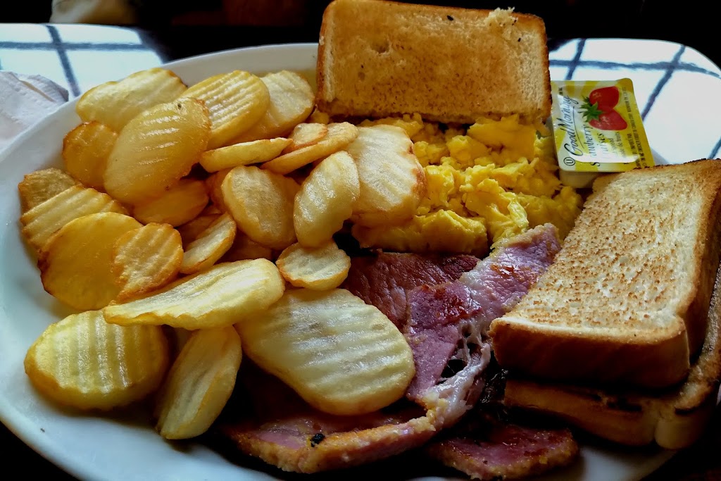 Barnacle Bills | 47 Grand Ave S, Cambridge, ON N1S 2L8, Canada | Phone: (519) 623-5000