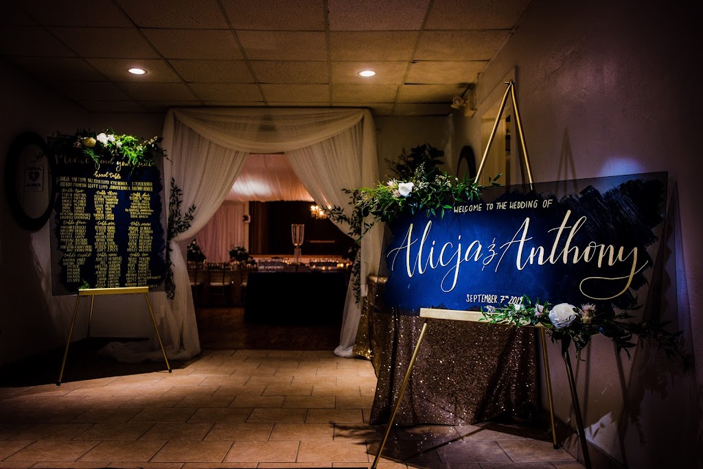 Devine Wedding Design | 102 Wimpole St, Mitchell, ON N0K 1N0, Canada | Phone: (519) 348-4191