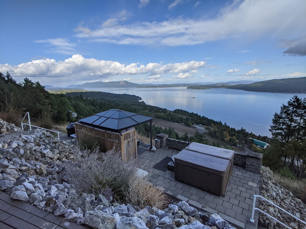 Ocean Vista B&B | 1239 Malahat Dr, Mill Bay, BC V0R 2P4, Canada | Phone: (250) 732-0519