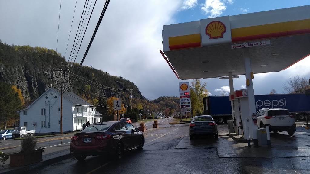 Coop de Consommation de Petit Saguenay (Intermarché) | 60 Rue Dumas, Petit-Saguenay, QC G0V 1N0, Canada | Phone: (418) 272-2034