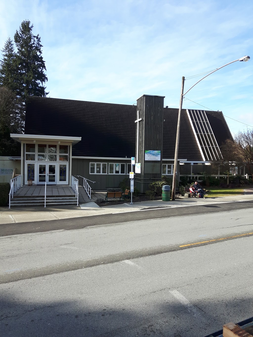 Highlands United Church | church | 3255 Edgemont Blvd, North Vancouver, BC V7R 2P1, Canada | 6049806071 OR +1 604-980-6071