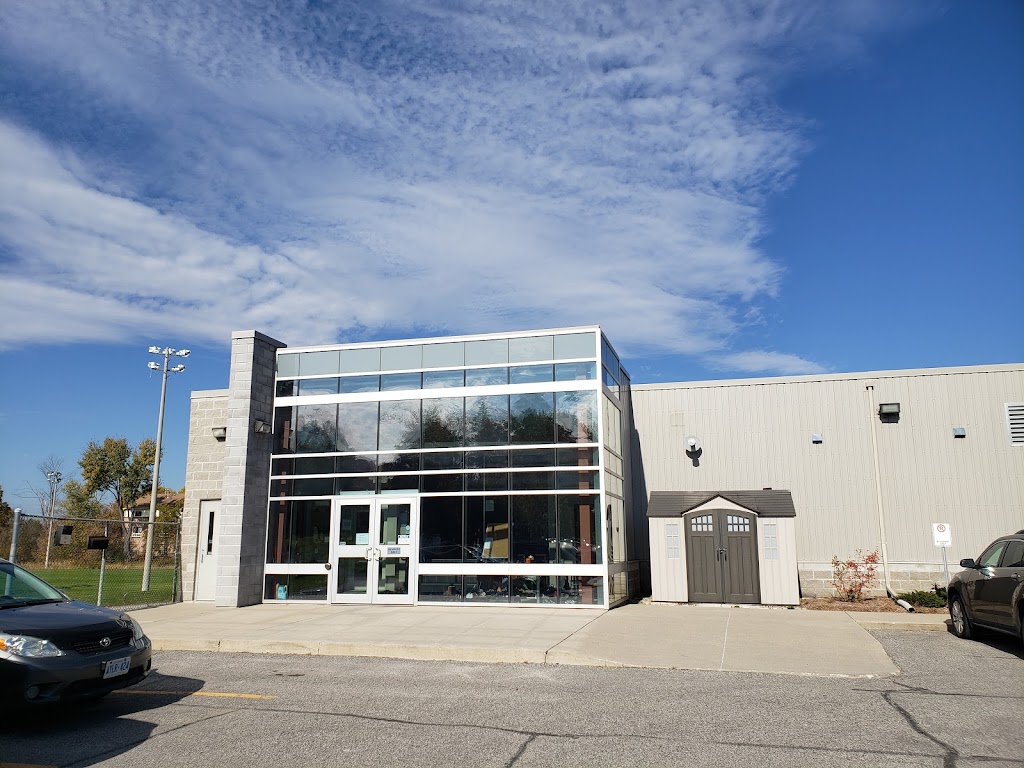 York Curling Club | 220 Muriel St, Newmarket, ON L3Y 3N3, Canada | Phone: (905) 898-2155