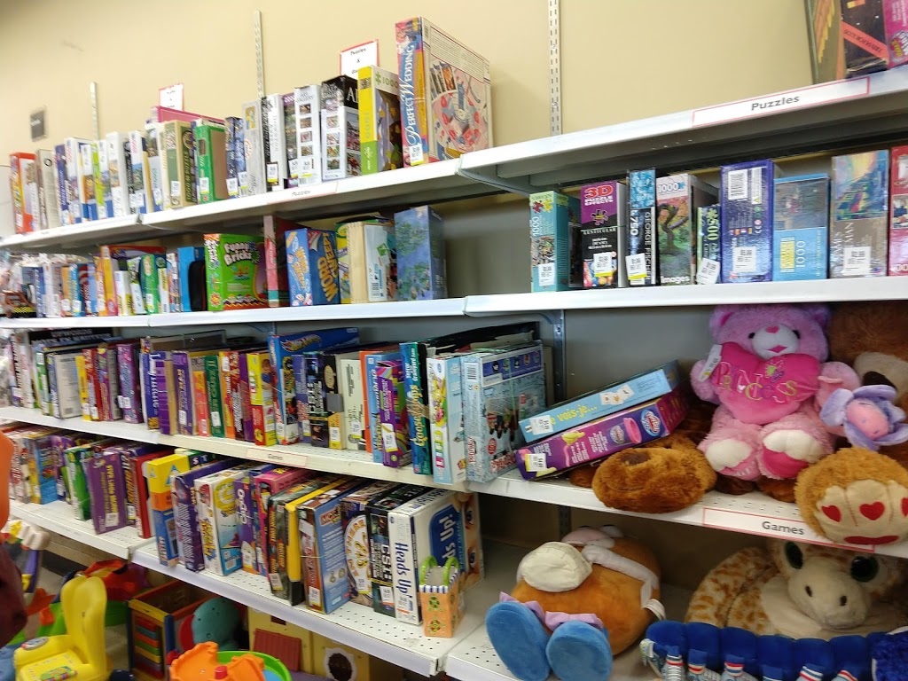 Value Village | 6711 Tecumseh Rd E, Windsor, ON N8T 3K7, Canada | Phone: (519) 944-1372