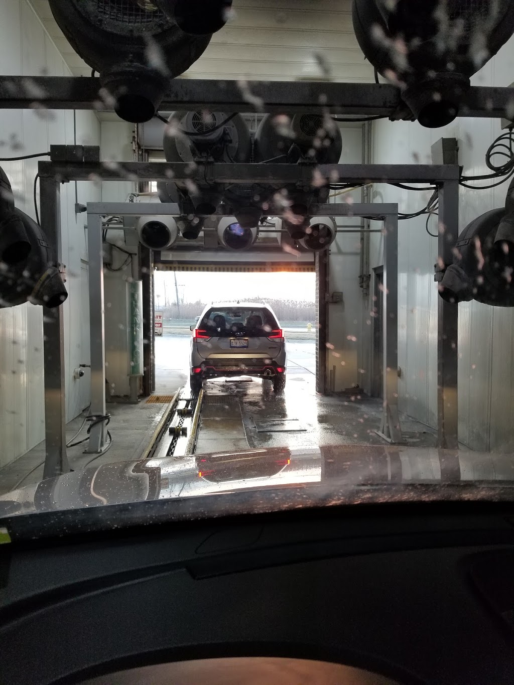 Jons Auto Wash Gratiot | 52700 Gratiot Ave, Chesterfield, MI 48051, USA | Phone: (586) 598-2890