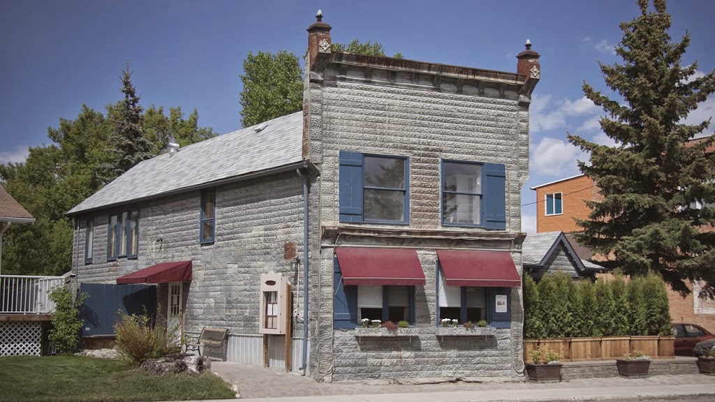 Bistro 1882 | 52 N Railway St, Okotoks, AB T1S 1J3, Canada | Phone: (403) 938-2224