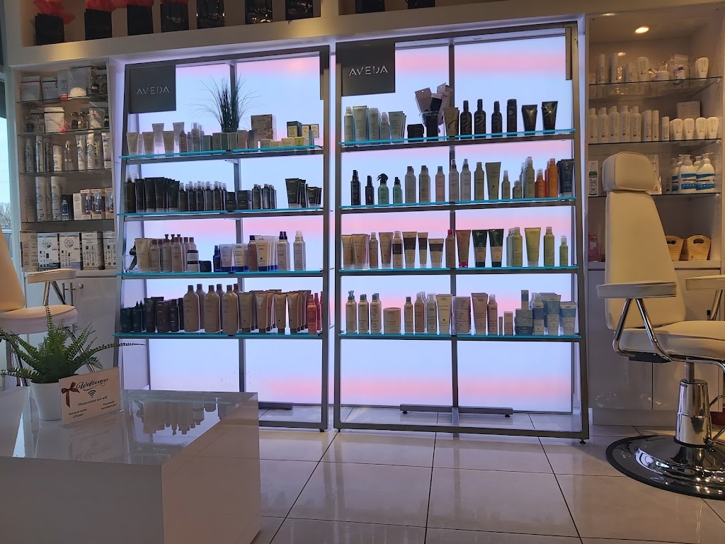 Carte Blanche Haute Coiffure , Salon & Spa 4312 innes | 4312 Innes Rd #3, Ottawa, ON K4A 5E6, Canada | Phone: (613) 837-6644