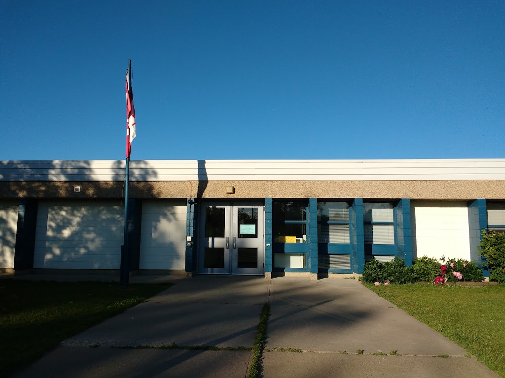 Thorncliffe Elementary School | 8215 175 St NW, Edmonton, AB T5T 0G9, Canada | Phone: (780) 487-2061